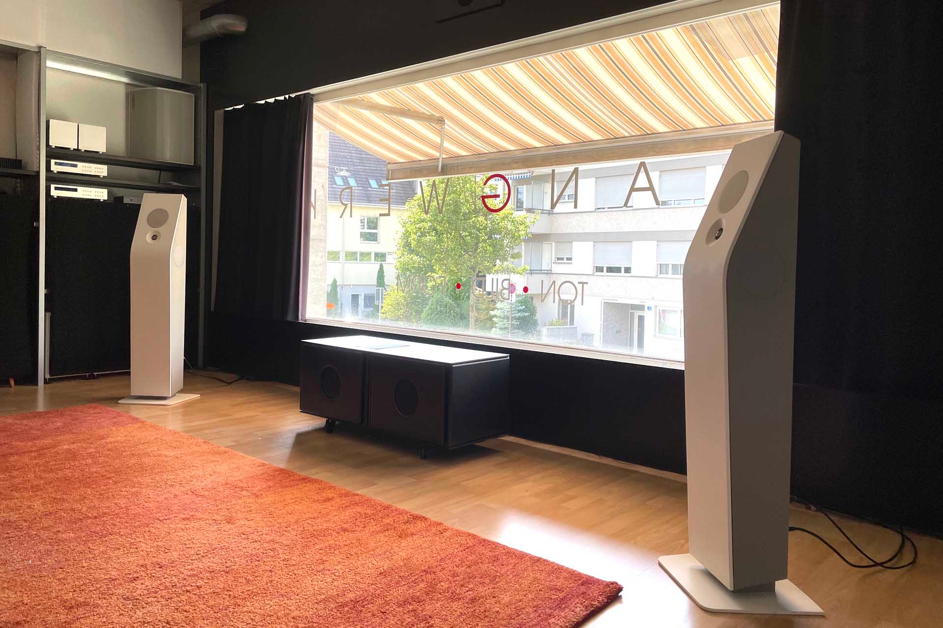 Klangwerk ELLA Aktivlautsprecher in Mehrkanalsetup 